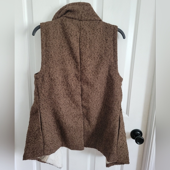 Active USA Women's Faux Fur Wool Blend Open Waterfall Vest Size Medium NEW - Picture 6 of 8